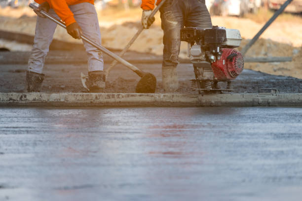 Best Concrete Walkway Installation  in Abbeville, LA
